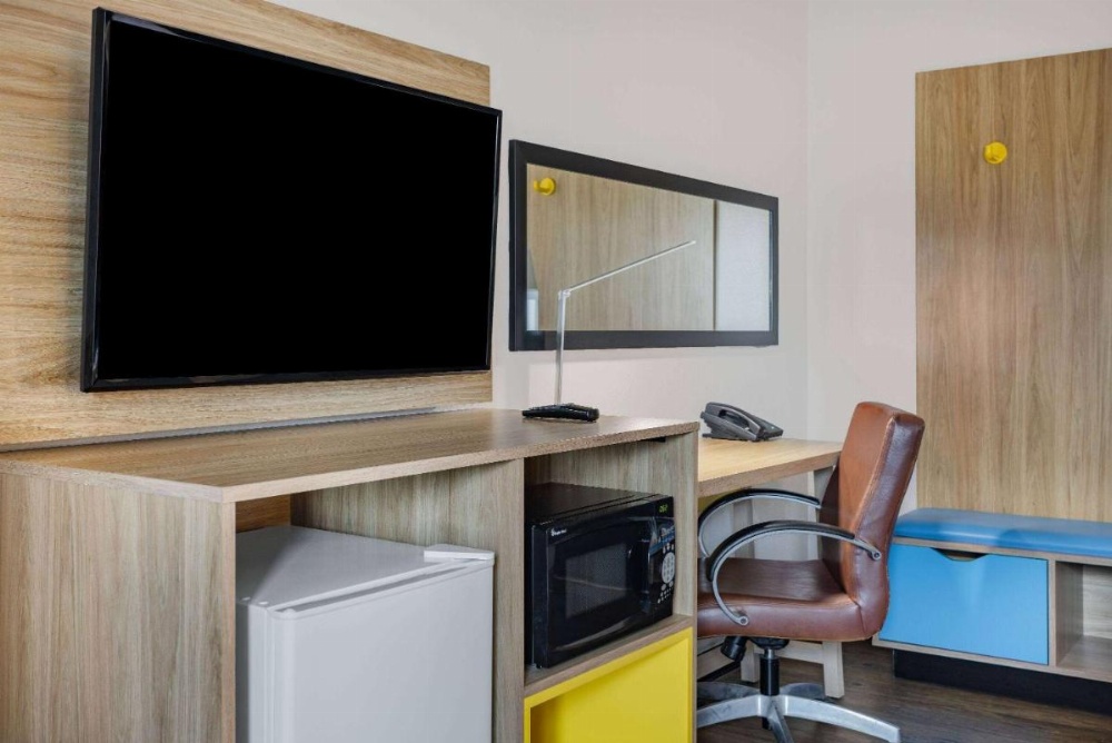 Days Inn by Wyndham Raleigh Glenwood-Crabtree