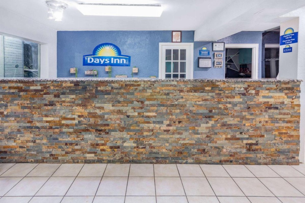 Days Inn by Wyndham Raleigh Glenwood-Crabtree Image 19
