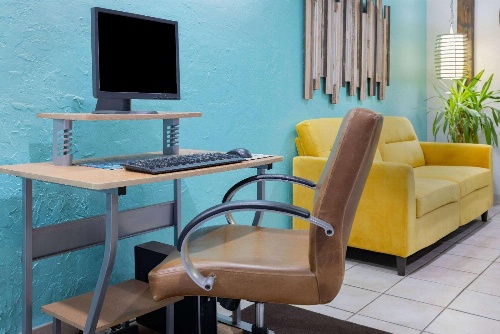 Days Inn by Wyndham Raleigh Glenwood-Crabtree image 3