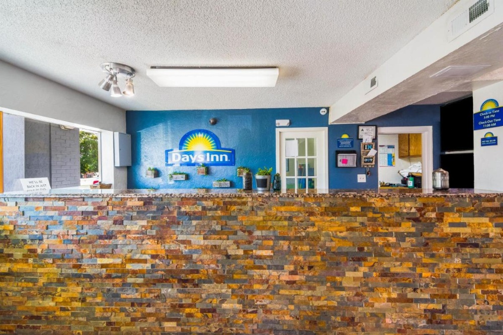 Days Inn by Wyndham Raleigh Glenwood-Crabtree Image 41
